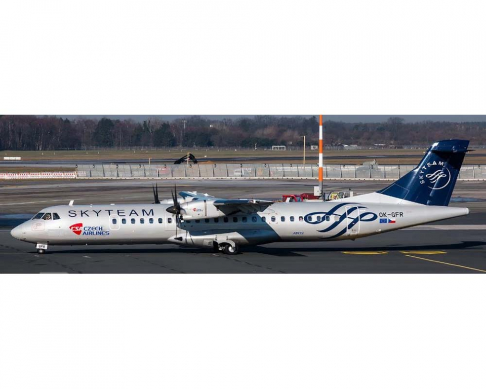 www.JetCollector.com: CSA ATR72-500 Skyteam OK-GFR 1:400 Scale JC