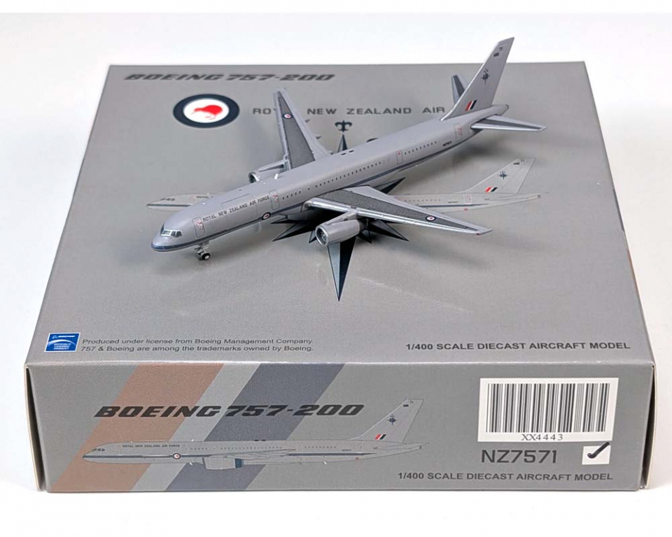 www.JetCollector.com: Royal New Zealand Air Force B757-200 NZ7571