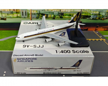 Singapore Airlines A340-300 9V-SJJ w/stand 1:400 Scale AV400 AV4317