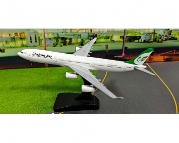 Mahan A340-300 EP-MJF w/stand 1:400 Scale AV400 AV4411