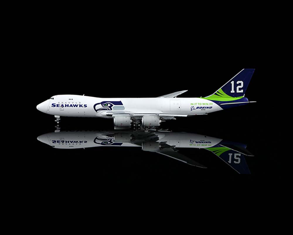 Boeing B747-8F Seahawks, Flaps Down N841BA 1:400 Scale HX Models HX-B631007F