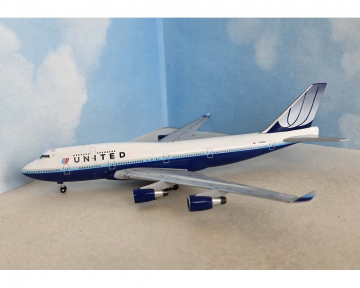 United Airlines B747-400 N198UA 1:400 Scale Bluebox BBX41652