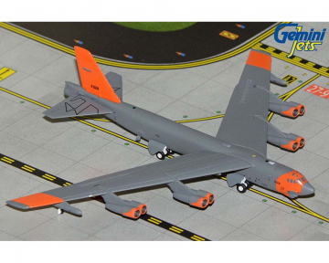 USAF B-52H "Wolfpack" retro orange livery 61 0028 1:400 Scale Geminimacs GMUSA149