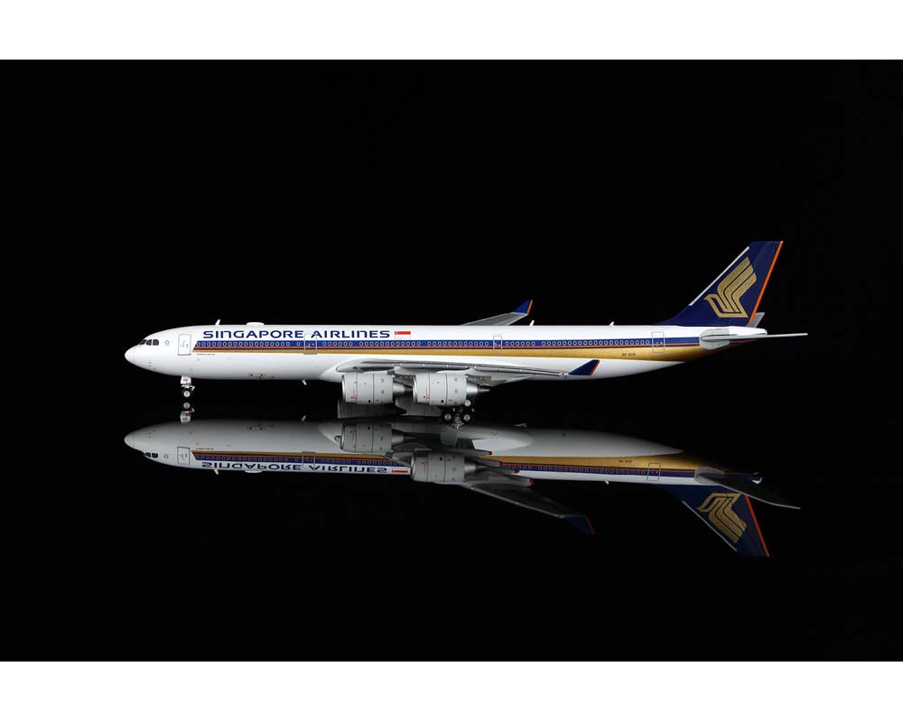 HX-A530104.jpg