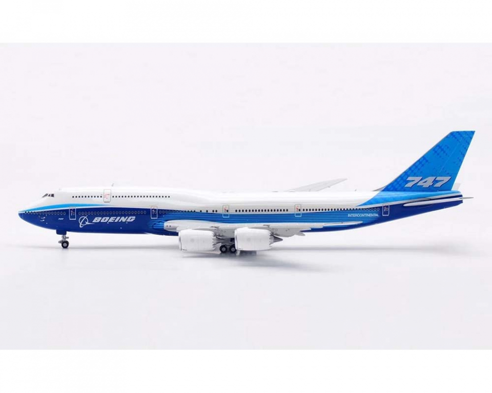 www.JetCollector.com: Boeing B747-8 House Colors, Flaps Down 1:400