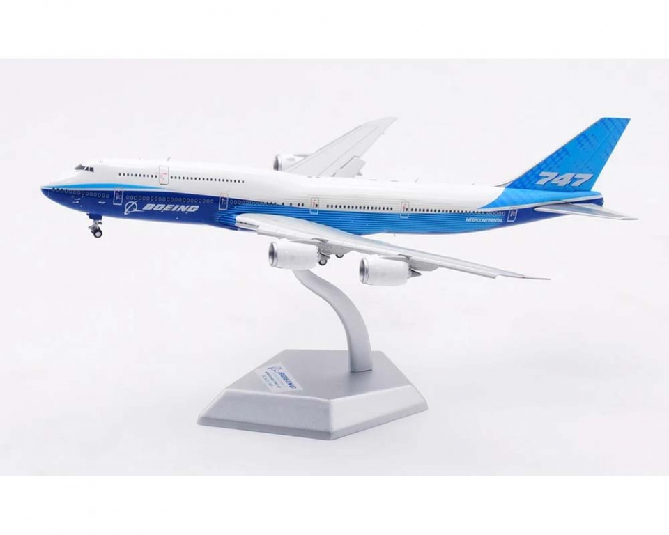 www.JetCollector.com: Boeing B747-8 House Colors, Flaps Down 1:400