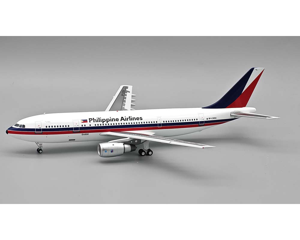 非売品フィリピン航空F-WZNA AIRPLANE MODEL IF300RP1125_2.jpg