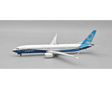 Boeing House Colors B737 MAX9 w/stand N7379E 1:200 Scale Inflight IF739MHOUSE