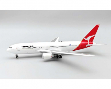 Qantas B767-200ER w/stand VH-EAJ 1:200 Scale Inflight IF762QF0525