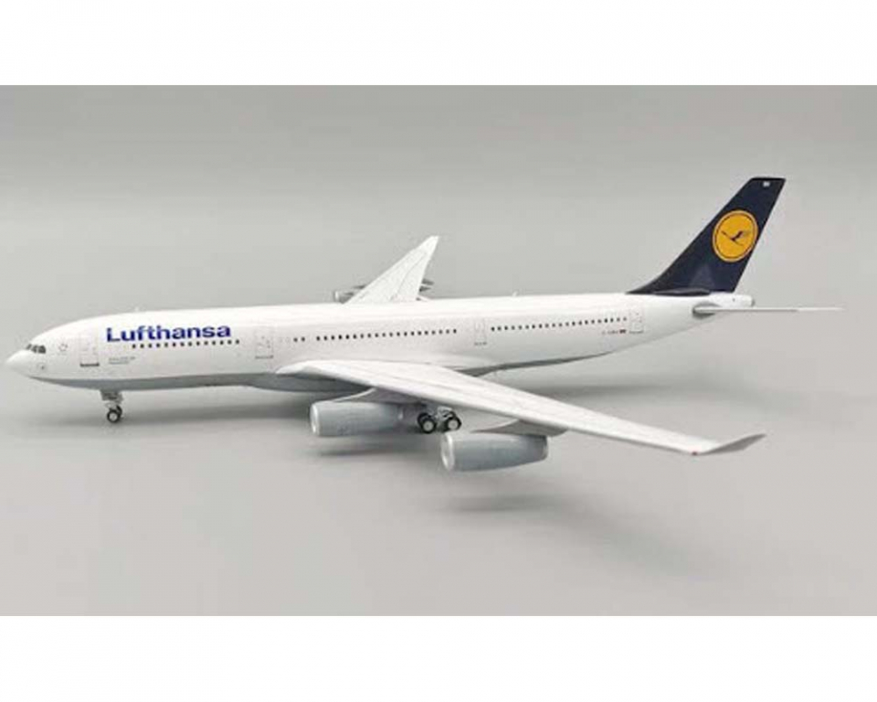 1/200 Jfox? Lufthansa A340-300 旧塗装 www.JetCollector.com: Lufthansa A340-200 Bremerhaven, w/stand D