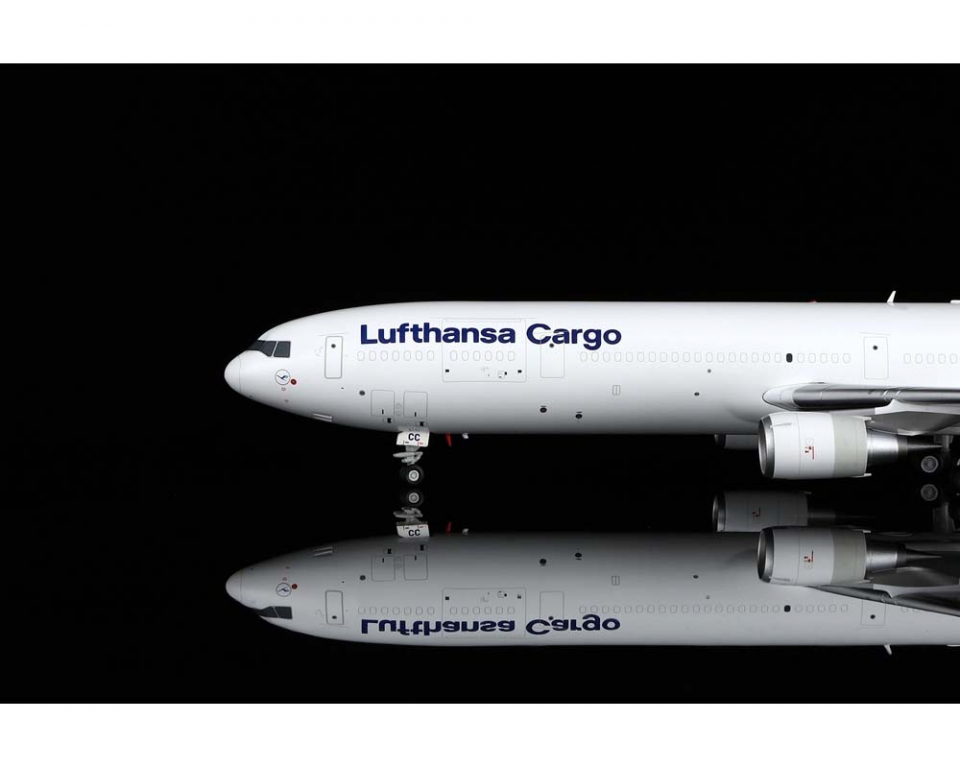 www.JetCollector.com: Lufthansa Cargo MD-11F 