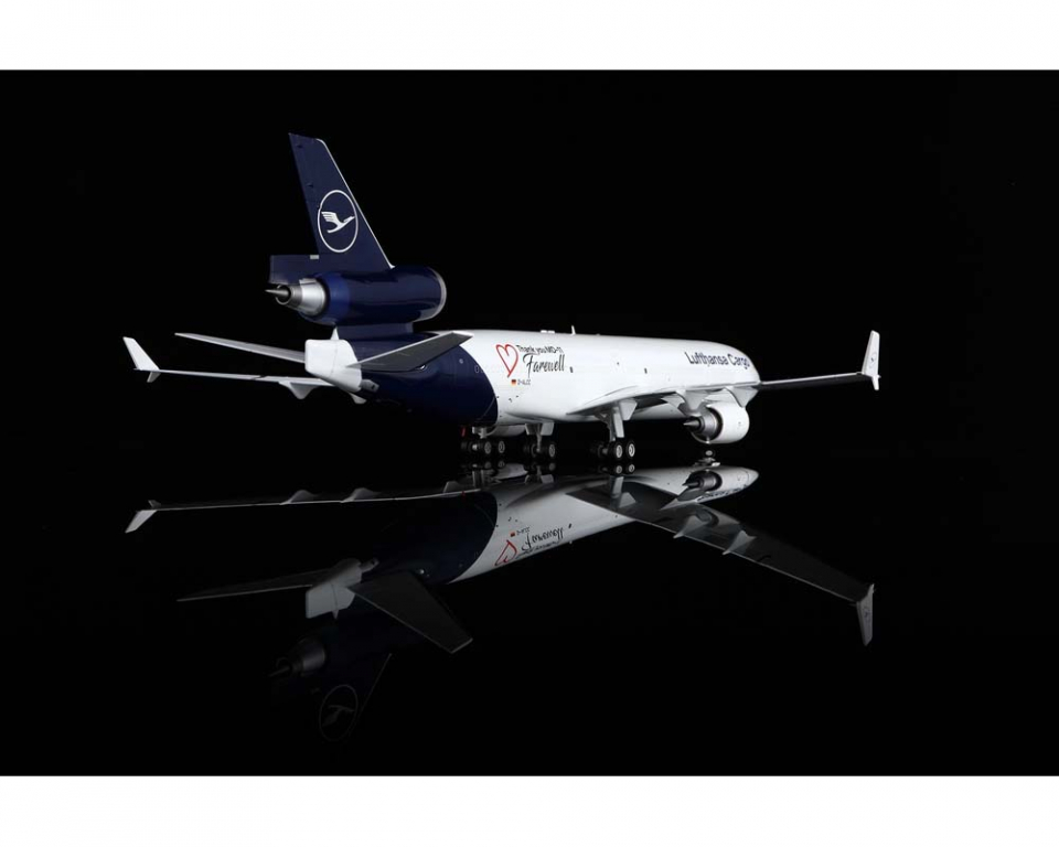 www.JetCollector.com: Lufthansa Cargo MD-11F 