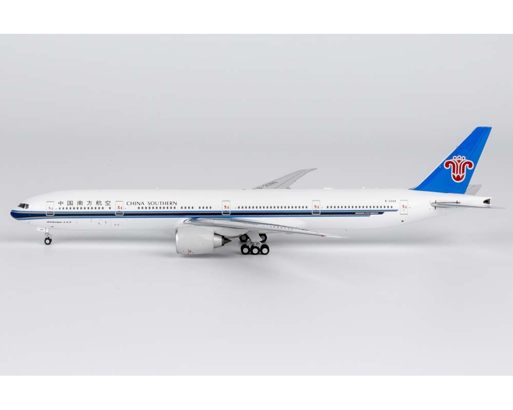 中国南方航空 777-200 B-2051 1/400 www.JetCollector.com: China Southern B777-300ER B-2099 1:400 Scale
