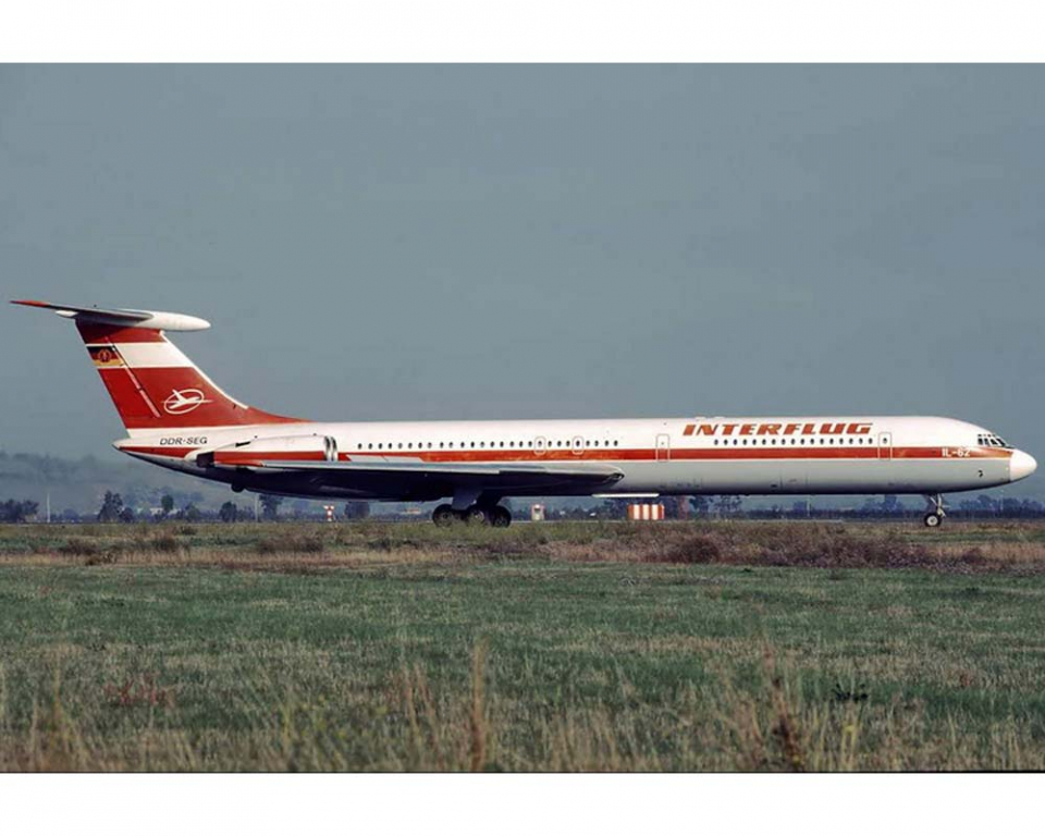 www.JetCollector.com: Interflug IL-62 DDR-SEG 1:400 Scale Phoenix