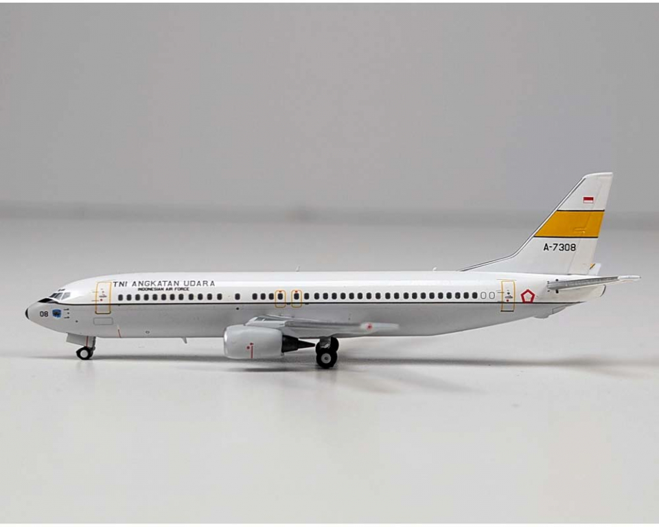 www.JetCollector.com: Indonesia Air Force B737-400 A-7308 1:400