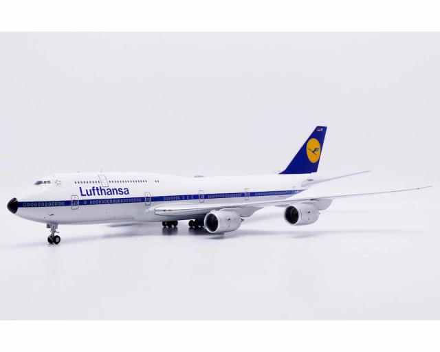 www.JetCollector.com: Lufthansa B747-8I Retro, w/stand D-ABYT 1