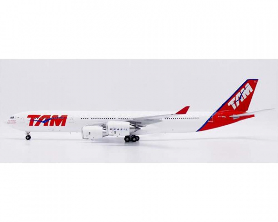 www.JetCollector.com: TAM A340-500 w/stand PT-MSL 1:200 Scale JC