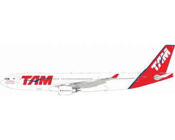 TAM A330-200 w/stand PT-MVL 1:200 Scale Inflight IF332TAM0526