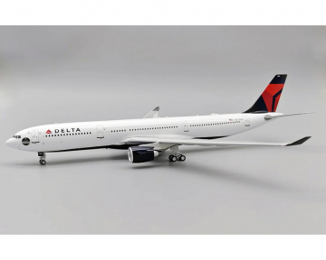 Delta A330-300 w/stand N905BN 1:200 Scale Inflight IF333DL0924