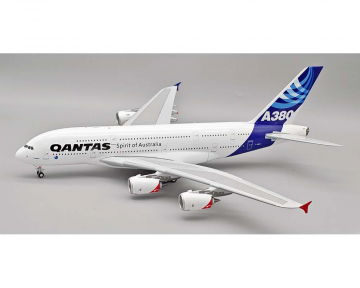 Qantas A380 (Airbus Colors),w/stand F-WWOW 1:200 Scale Inflight IF380HOUSEQFA