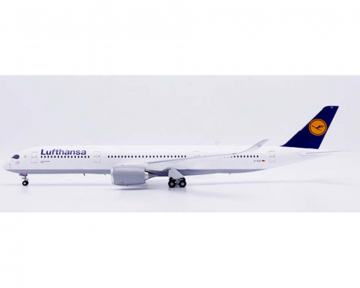 Lufthansa A350-900XWB o/c, flaps down, w/stand D-AIXD 1:200 Scale JC Wings XX20833A