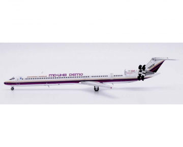 McDonnell Douglas MD81 House Colors, Fantasy N980DC 1:400 Scale JC Wings XX40767