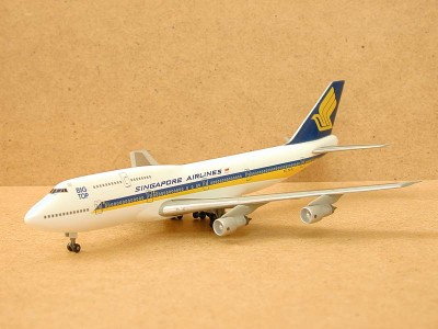 www.JetCollector.com: Singapore Airlines B747-312 'Big Top'