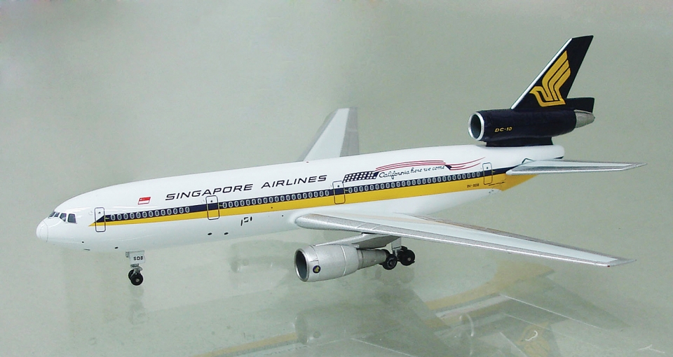 www.JetCollector.com: Singapore Airlines DC-10-30 9V-SDB