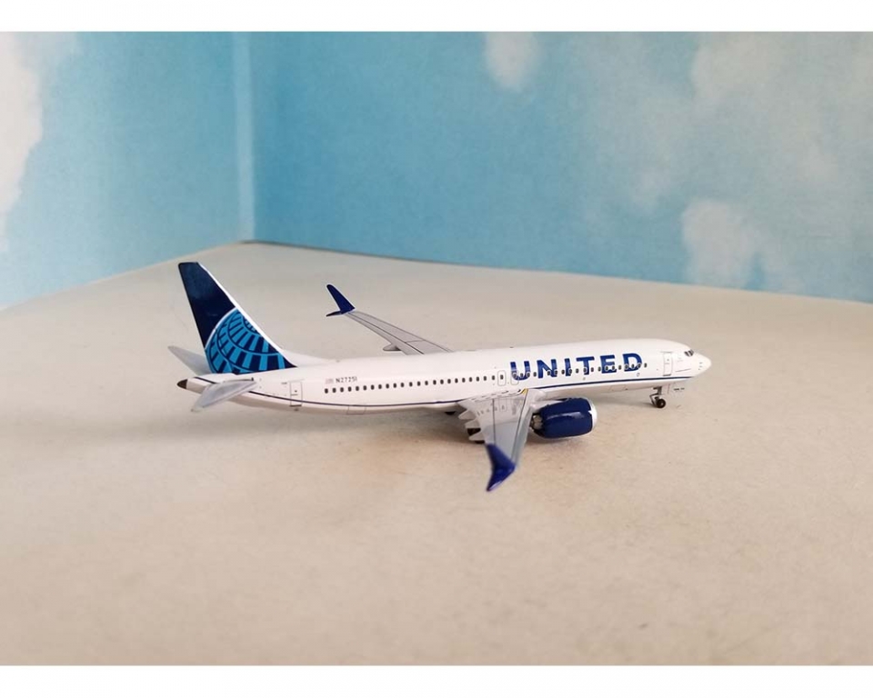 www.JetCollector.com: United Airlines Boeing B737 MAX8 N27251 1