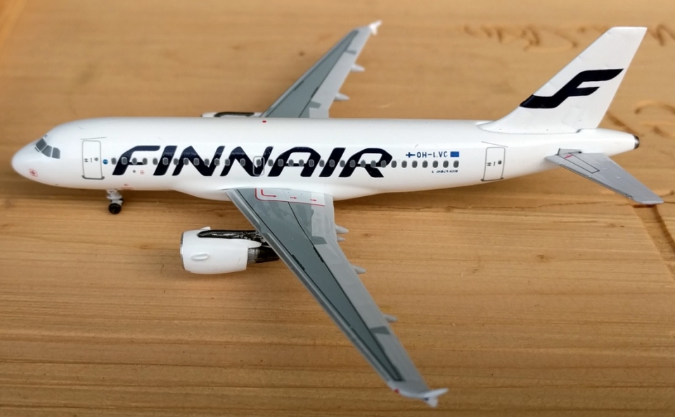 www.JetCollector.com: Finnair A319 OH-LVC 1:400 Aeroclassics AVFIN1215