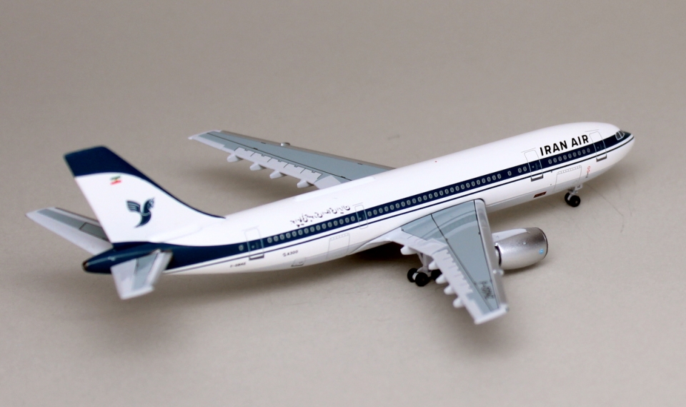 www.JetCollector.com: Iran Air A300-/B4 F-ODHZ 1:400 Aeroclassics