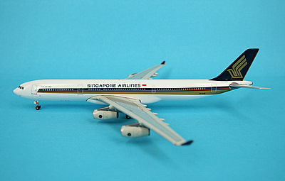 www.JetCollector.com: Singapore Airlines A340-300 9V-SJB