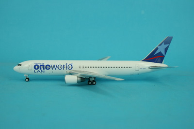 www.JetCollector.com: LAN 767-300 ONE WORLD (CC-CXJ)