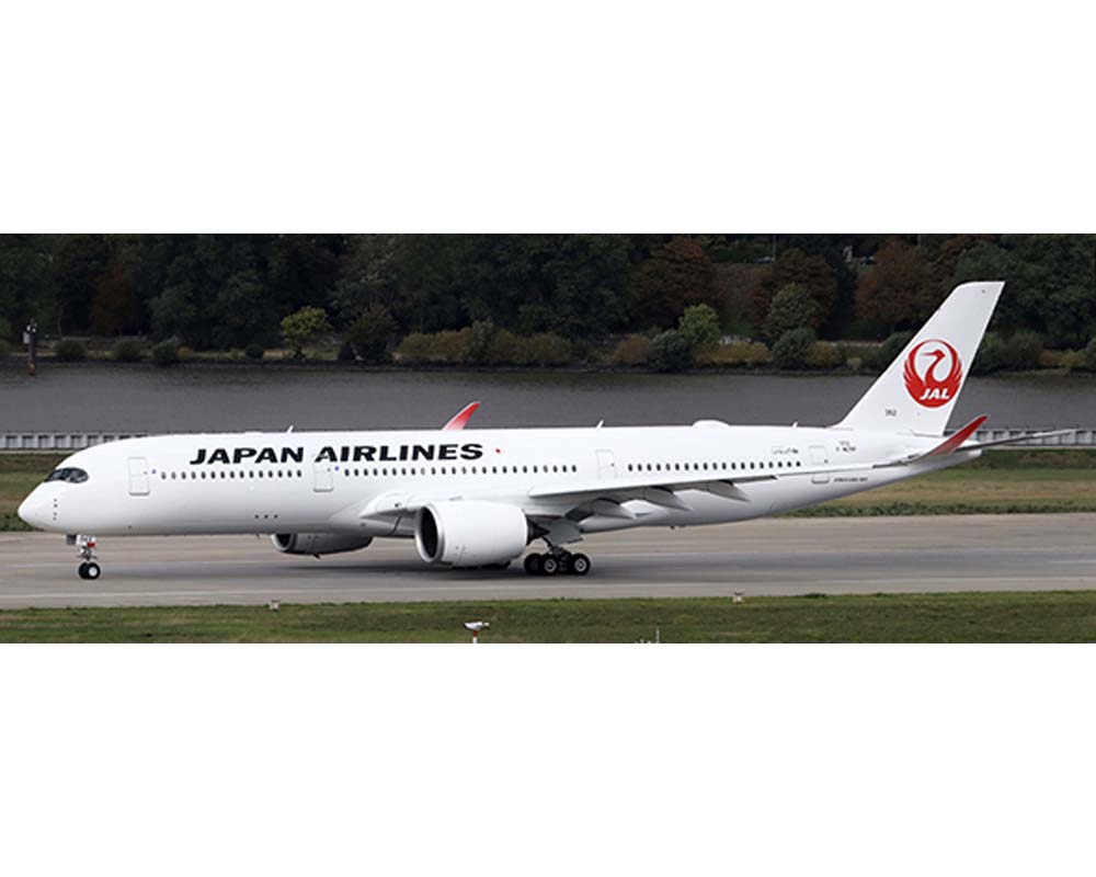 www.JetCollector.com: JC WINGS JAL A350-900 FLAPS, W/STAND JA05XJ