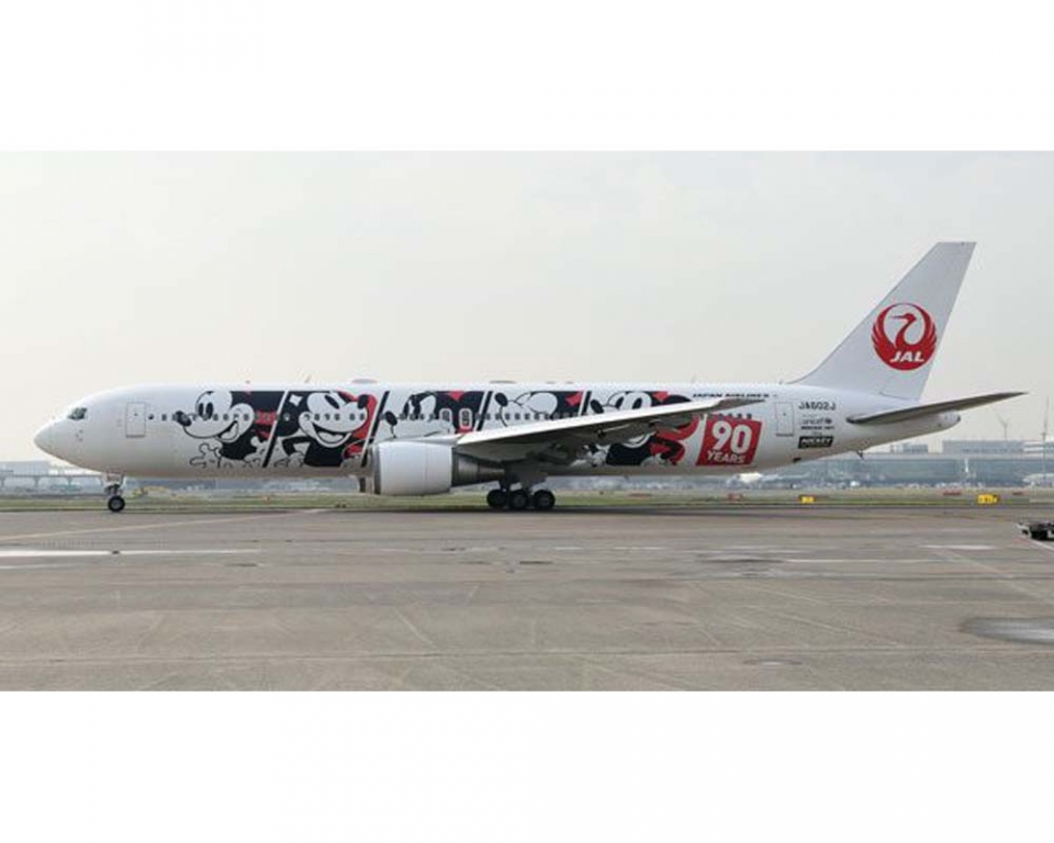 www.JetCollector.com: JAL B767-300ER Mickey 90 Years JA602J 1:400