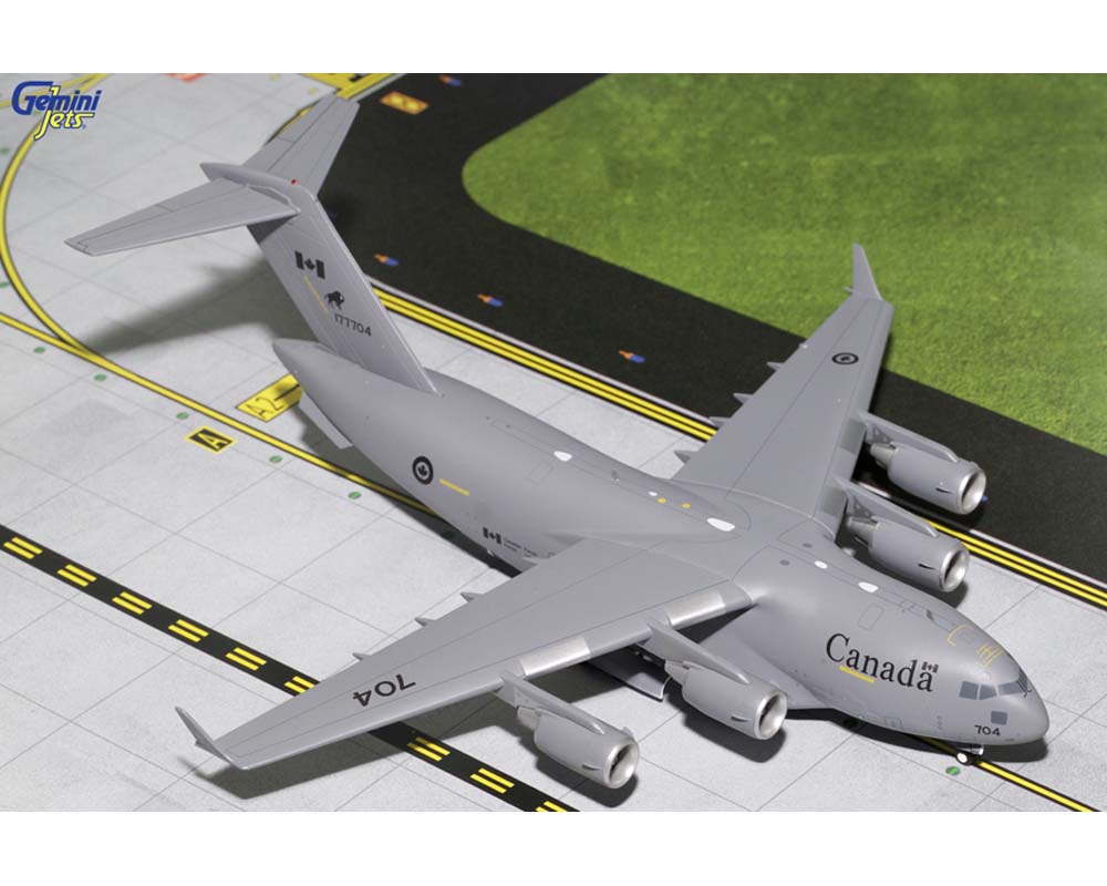 G2CAF646_2.jpg