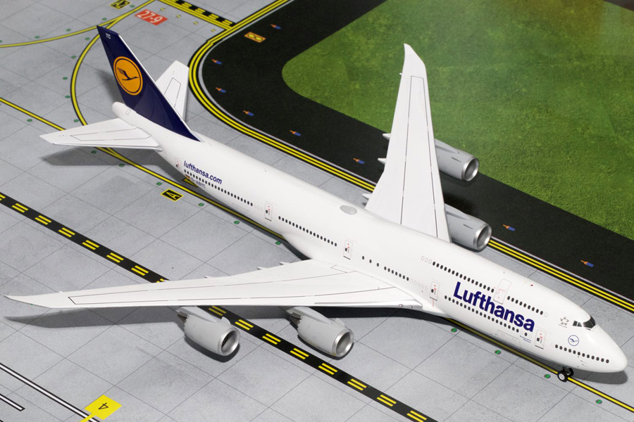 www.JetCollector.com: Lufthansa B747-8I D-ABYC