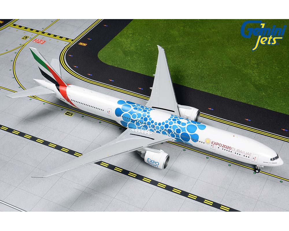 G2UAE776-3.jpg