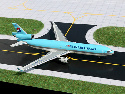 www.JetCollector.com: Korean Air Cargo MD-11F