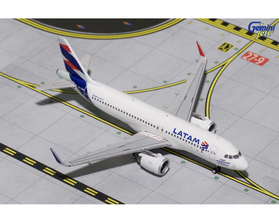 www.JetCollector.com: GEMINIJETS LATAM A320NEO (NEW LIVERY) PT-TMN