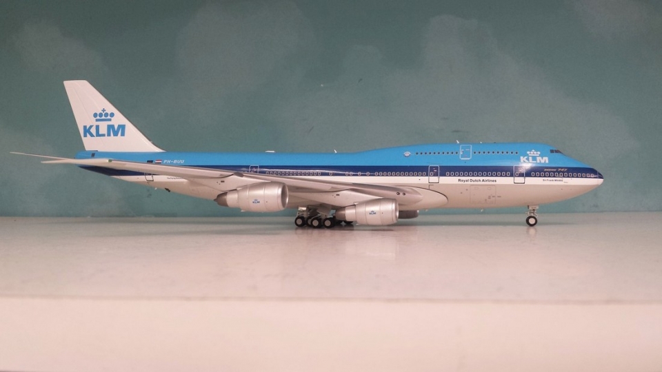 www.JetCollector.com: KLM B747-300 PH-BUU w/Stand Sir Whittle