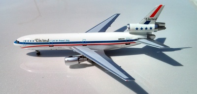 www.JetCollector.com: United Airlines DC-10-30 N1822U 1:500 Scale