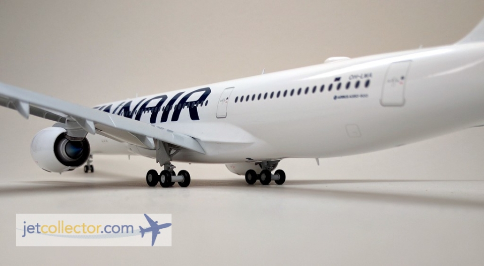 www.JetCollector.com: Finnair A350-900 Flaps Down OH-LWA w/Stand