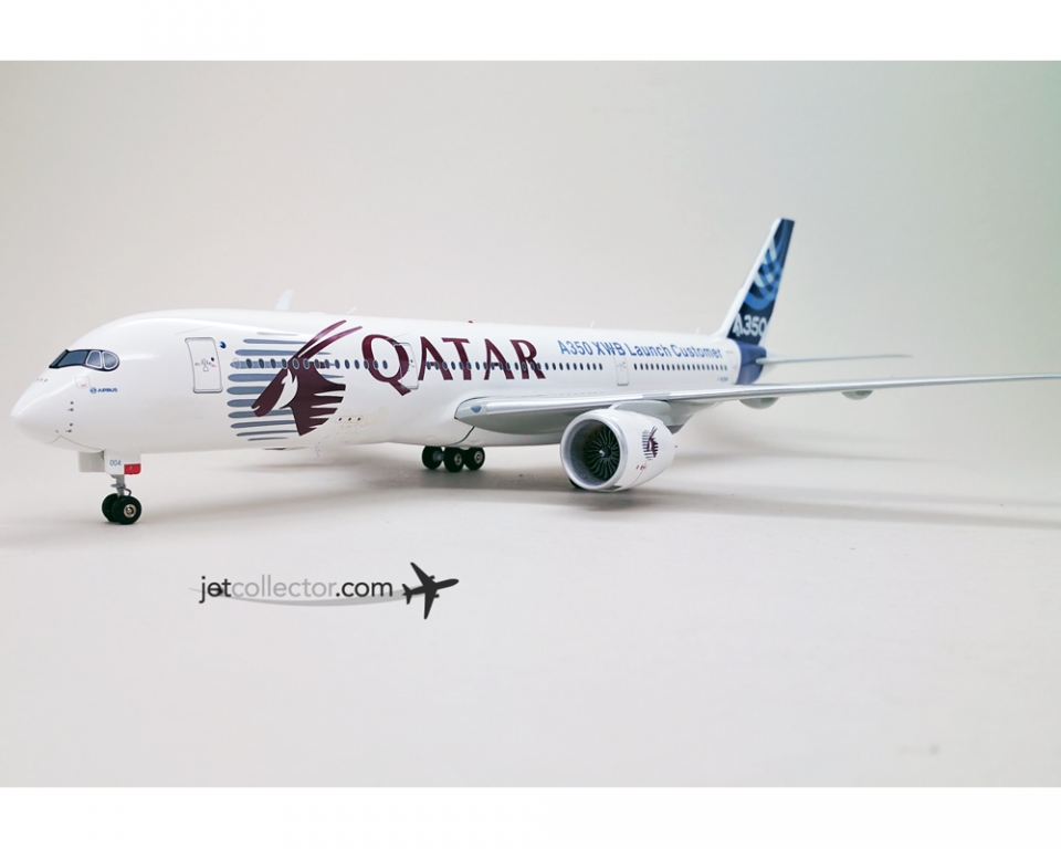 www.JetCollector.com: Airbus A350 House/Qatar Launch Flaps Up Reg