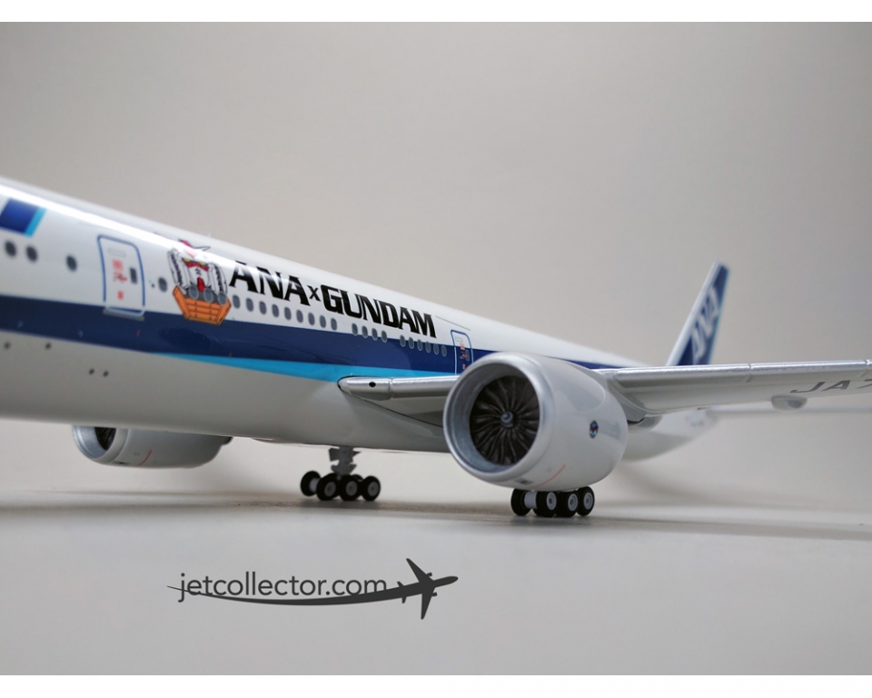 www.JetCollector.com: Phoenix ANA B777-300 Gundam JA755A 1:200