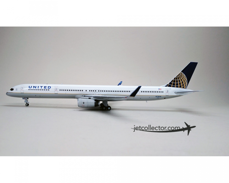 www.JetCollector.com: GEMINIJETS United B757-300(W) N75858 1:200