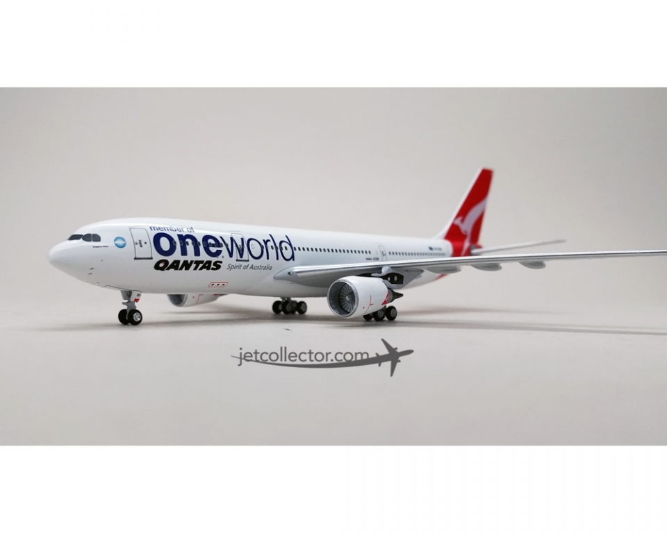 www.JetCollector.com: AEROCLASSICS QANTAS 'ONE WORLD' A330-200 VH