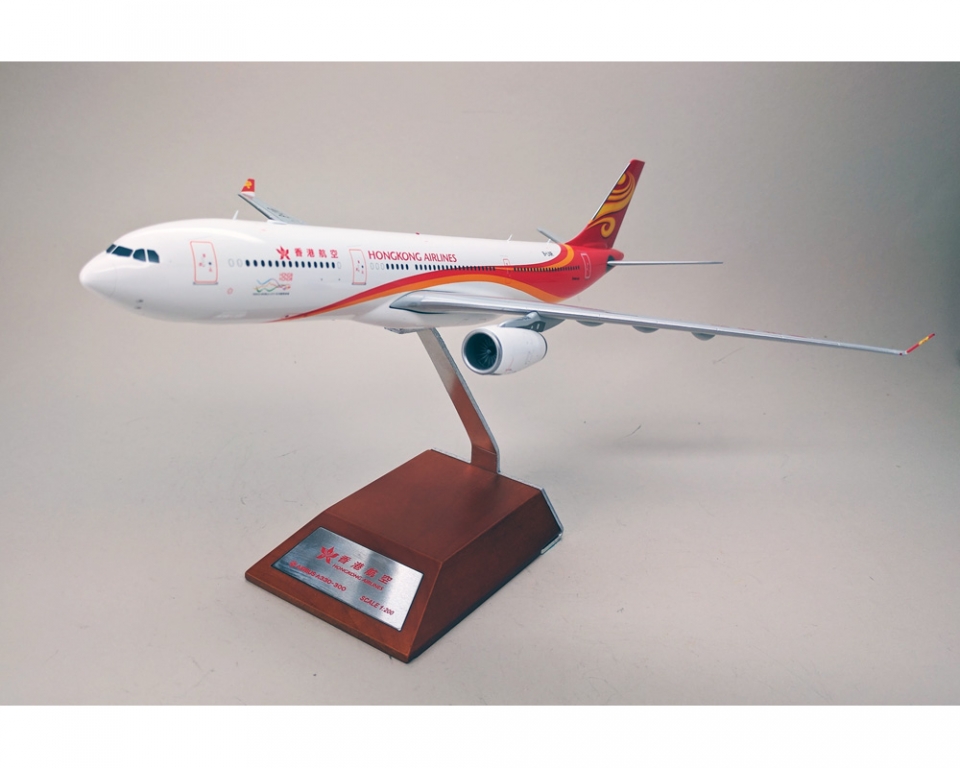 www.JetCollector.com: HONG KONG AIRLINES A330-300 B-LNR w/Stand