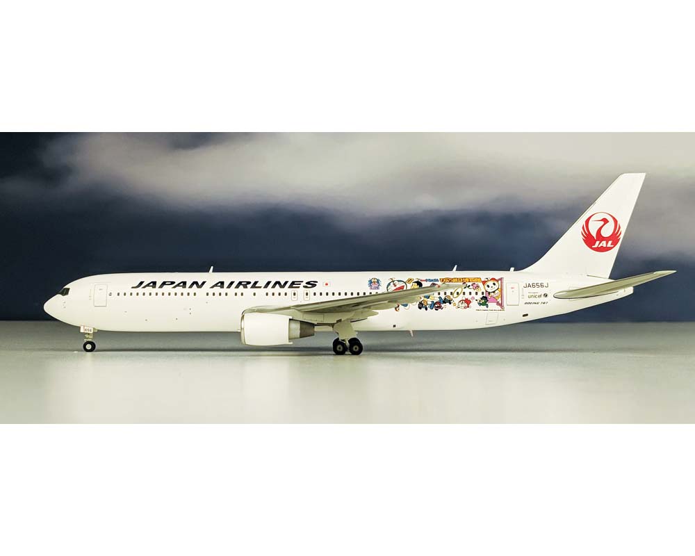 www.JetCollector.com: JC WINGS JAL 767-300ER Doraemon JA656J W