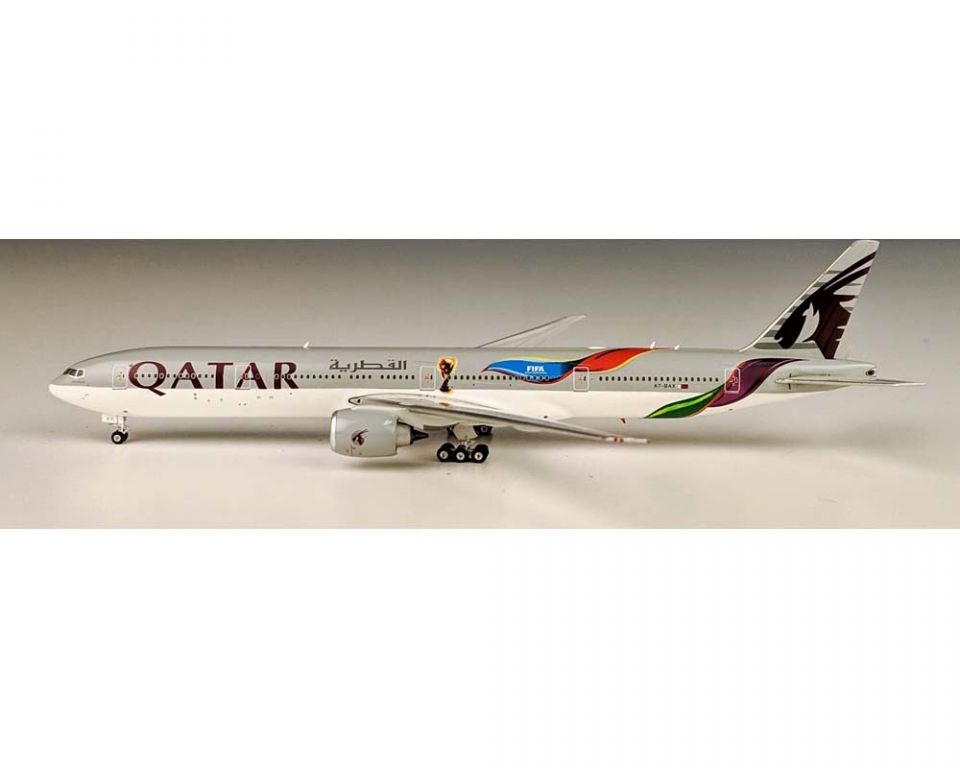 www.JetCollector.com: PHOENIX QATAR B777-300ER FIFIA 2022 A7-BAX 1